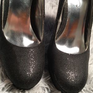 Tallulah Blu Black Sparkle Heel Women’s Size 5.5